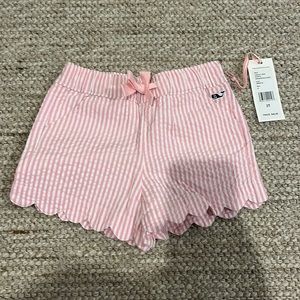 Vineyard Vines Seersucker Scallop Short
